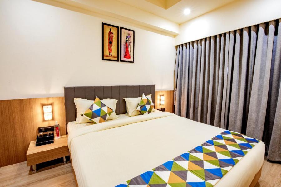 Hotel Nexus Райкот Екстериор снимка