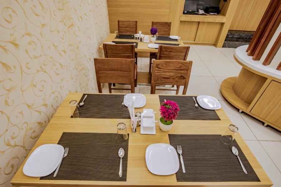 Hotel Nexus Райкот Екстериор снимка