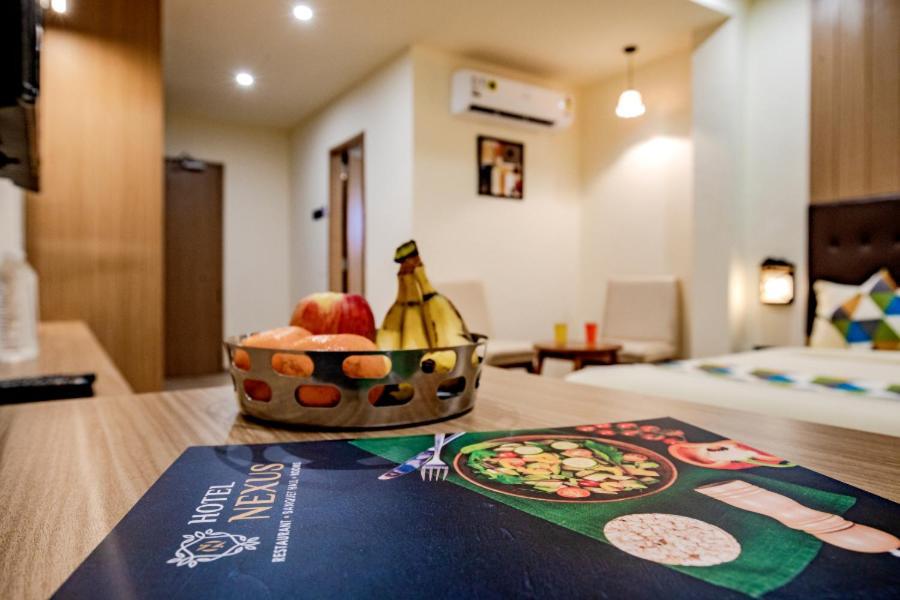 Hotel Nexus Райкот Екстериор снимка
